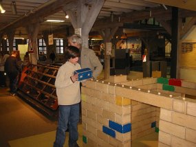 Die Klasse 5b im Museum am Fachtag 2005