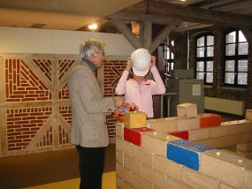 Die Klasse 5b im Museum am Fachtag 2005