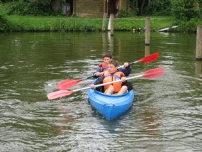 Klassenfahrt der 9a und 9c in die Wassersportjugendherberge Heeg