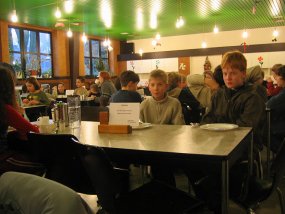 Klassenfahrt der 6a ins Jugendferiendorf Hinsbeck 2004