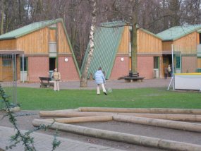 Klassenfahrt der 6a ins Jugendferiendorf Hinsbeck 2004